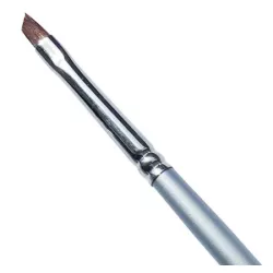 Pinceau asymétrique N°4 parfait pour la french manucure.