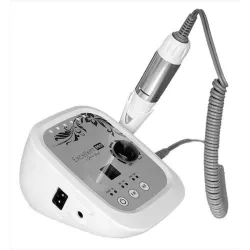 Ponceuse à ongles Excellent Pro idéale pour les débutantes ou à usage privé.