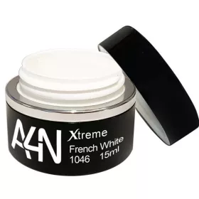 Avec ce gel french xtrême white profitez d' une french manucure éclatante.